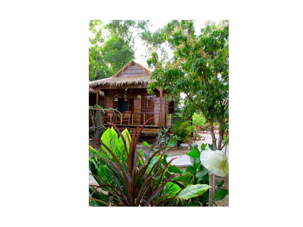 Om Home สีหนุวิลล์ ภายนอก รูปภาพ
