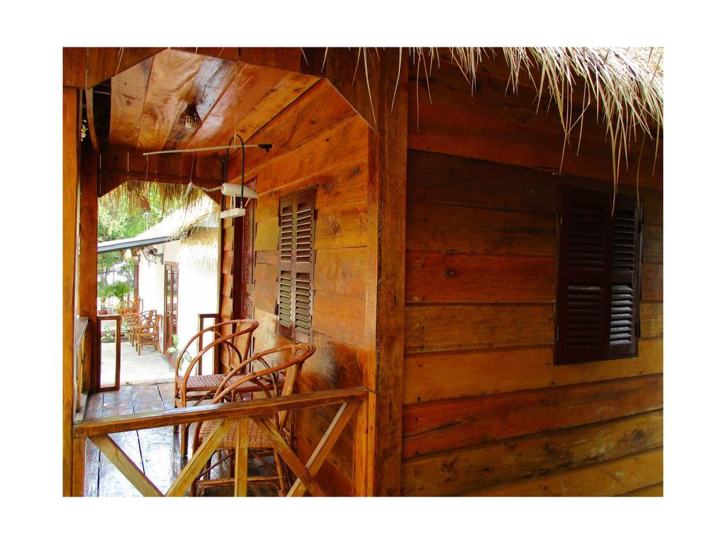 Om Home สีหนุวิลล์ ภายนอก รูปภาพ